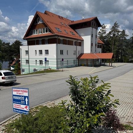 Apartman Kapy Lipno Lipno nad Vltavou Ngoại thất bức ảnh